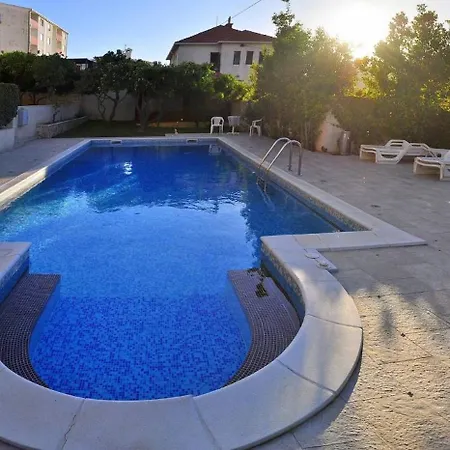 Stylish Triple With Balcony Pensjonat *