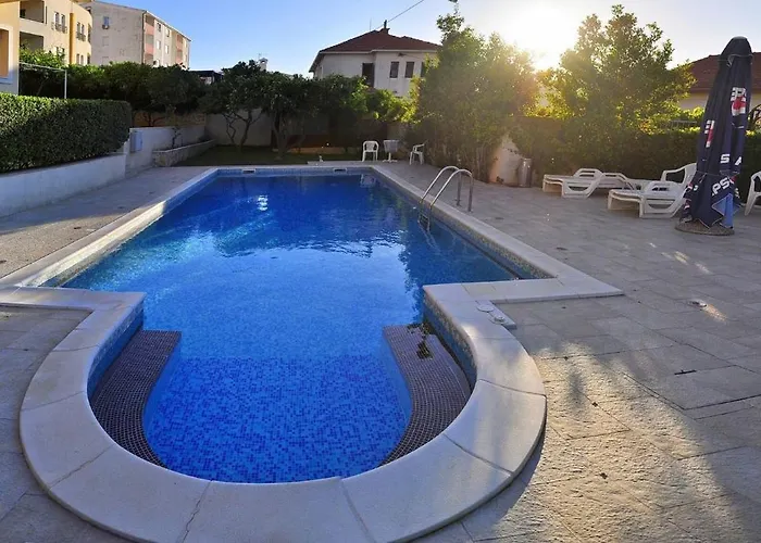 Stylish Triple With Balcony Guest house 3*