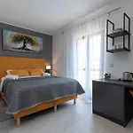 Stylish Triple With Balcony