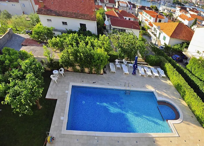 Гостевой дом Stylish Triple With Balcony