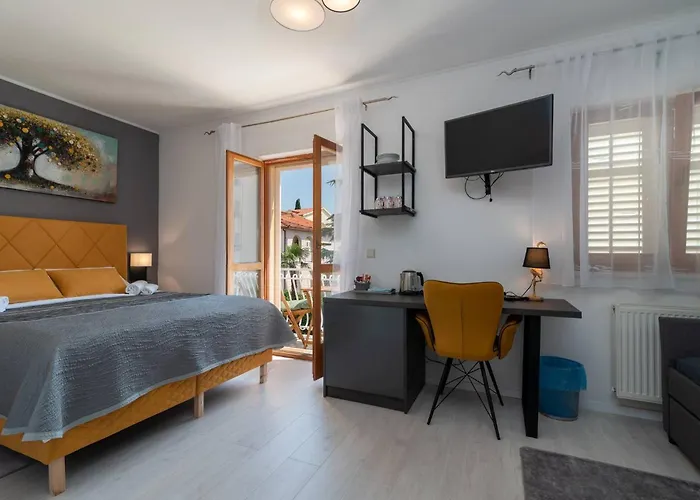 Гостевой дом Stylish Triple With Balcony Трогир